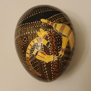 Vintage Australian Tobwabba Art Wooden Egg Trinket Box